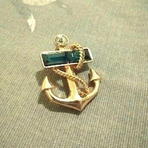 ⚡3/$20⚡ Gorgeous Anchor Brooch